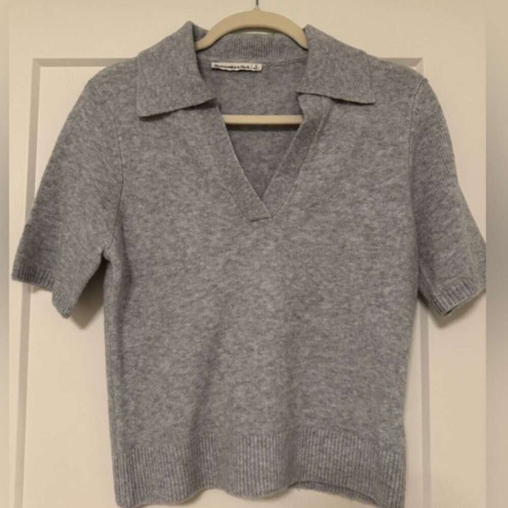 Sleeve Gray Knit Top